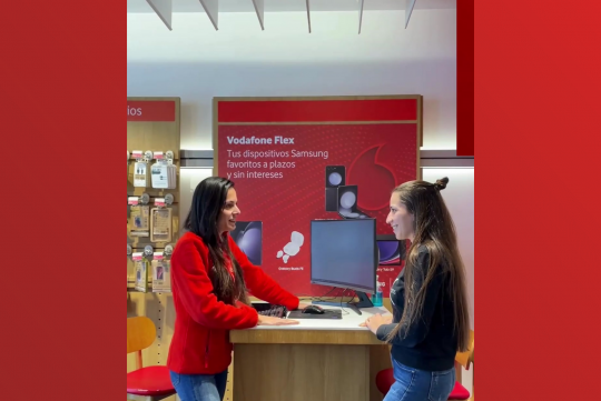 Jornada de entrevistas en la Tienda Vodafone de la Puerta del Sol en Madrid